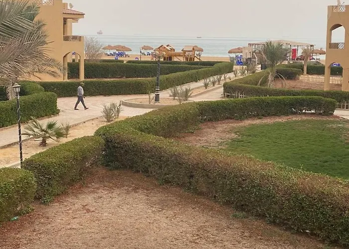 Villa قريه اكواريوس العين السخنه *